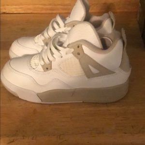 Children size 11C Jordan 4 Retro GP shoes with box